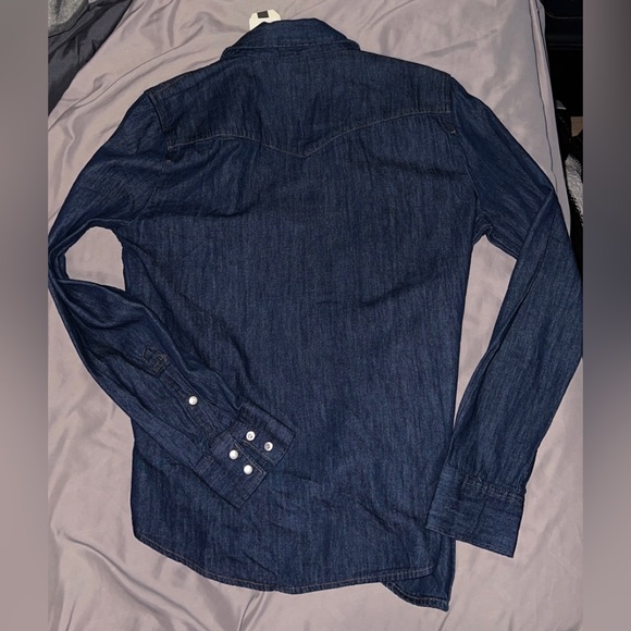 Levi’s Jean button down shirt with tags - Picture 2 of 16